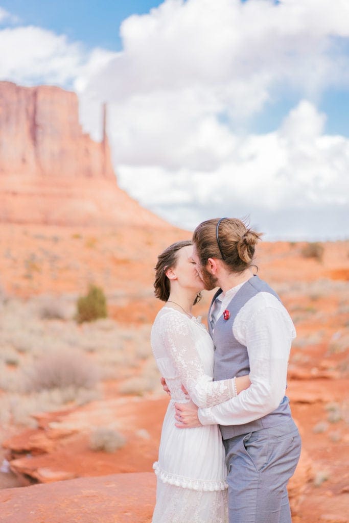 hiking elopement in Moab, Utah