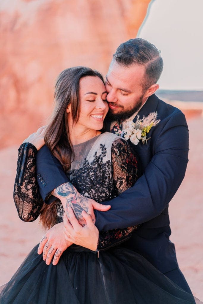 romantic elopement photography in Moab, Utah