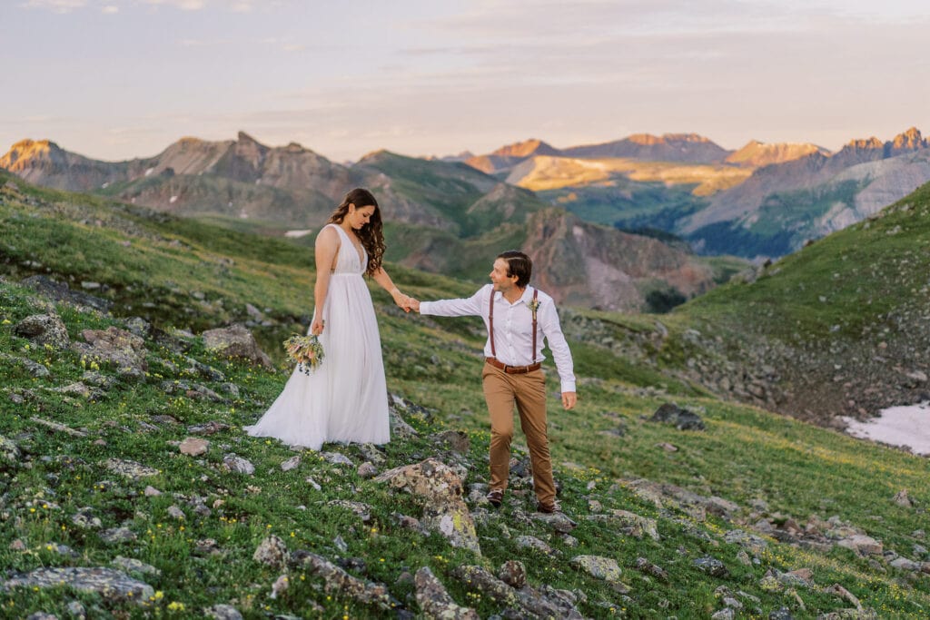 Bride and groom elope in the San Juan Mountains of western Colorado near Telluride.