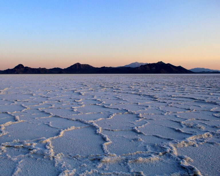 Elopement location out in the Salt Flats of Utah.